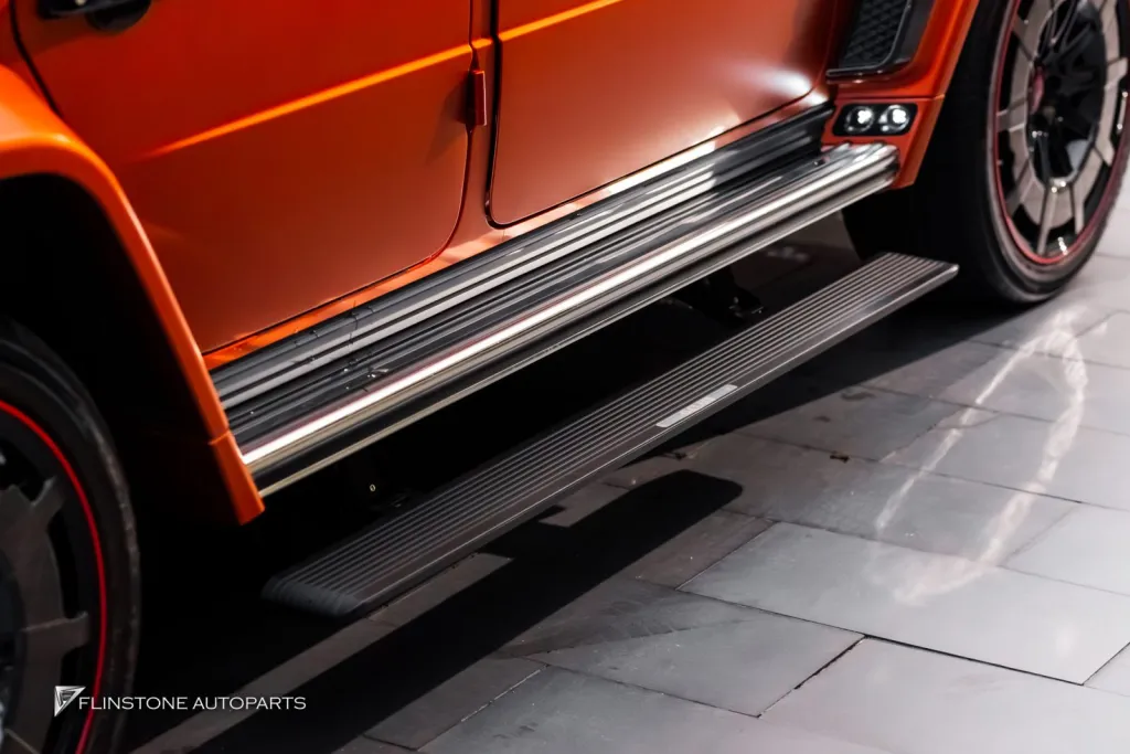 Mercedes Benz Gclass บันไดไฟฟ้า Keyless
