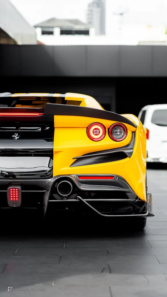 Ferrari F8 Tributo ชุดพาร์ท Mansory — Complete ( Logo Mansory)