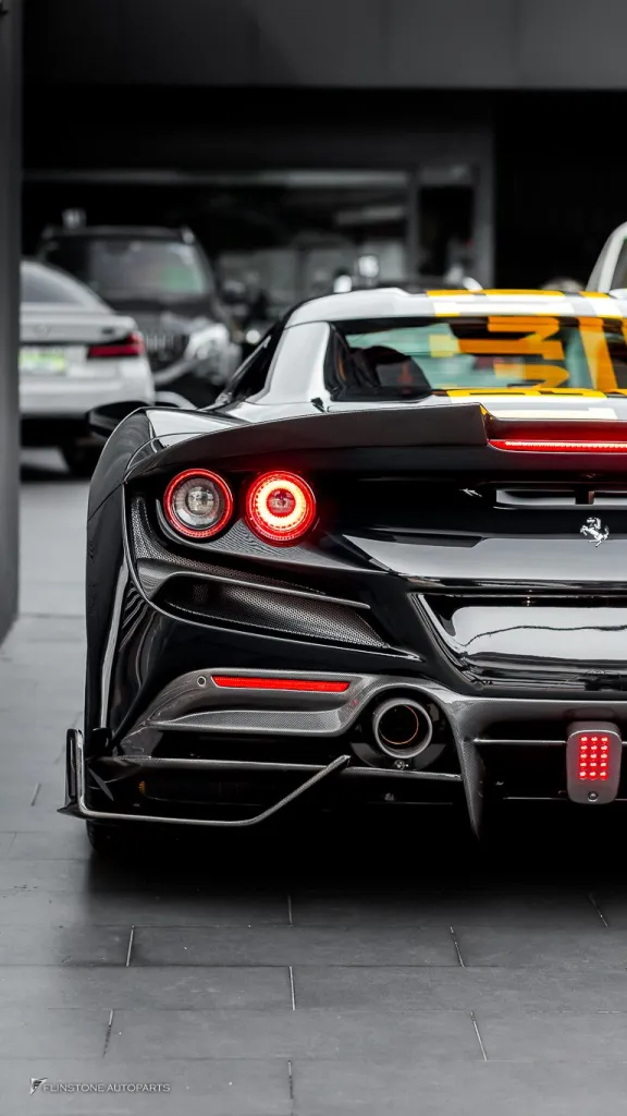 Ferrari F8 Tributo ชุดพาร์ท Mansory — Complete ( Logo Mansory)