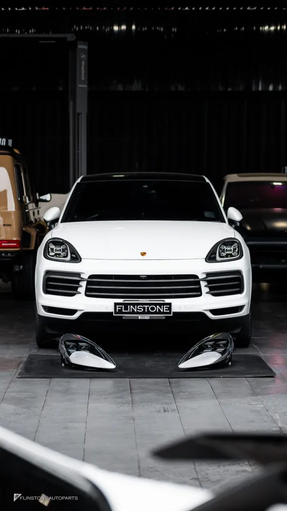 Porsche Cayenne ไฟหน้า