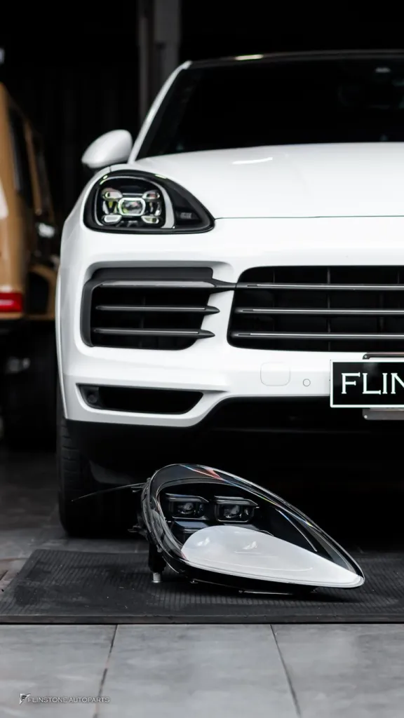 Porsche Cayenne ไฟหน้า