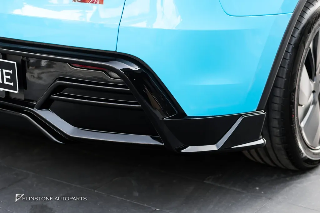 Tesla Model Y Juniper ชุดพาร์ทดำเงา BSKT Design