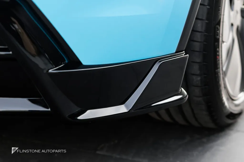 Tesla Model Y Juniper ชุดพาร์ทดำเงา BSKT Design
