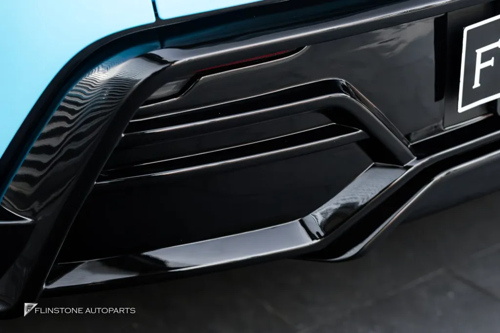 Tesla Model Y Juniper ชุดพาร์ทดำเงา BSKT Design