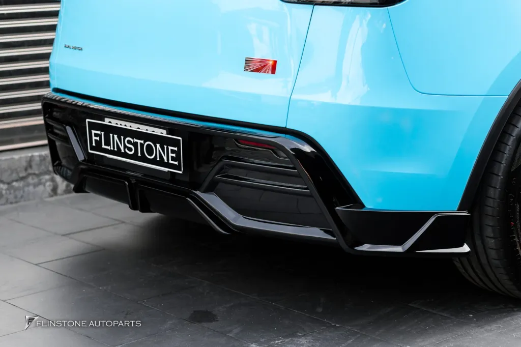 Tesla Model Y Juniper ชุดพาร์ทดำเงา BSKT Design