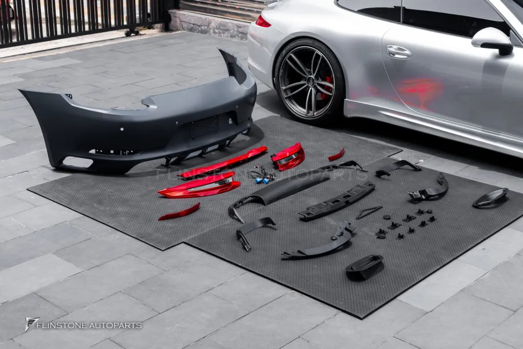 Porsche Carrera 991.1 to 991.2 กันชนหลัง ไฟท้าย