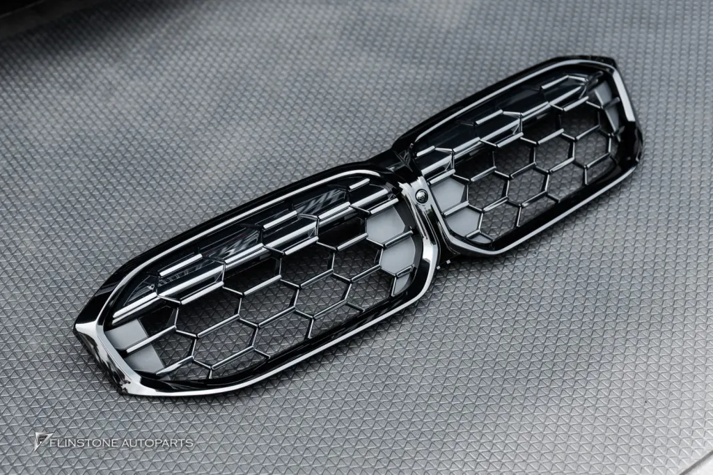 BMW G20 กระจังแท้