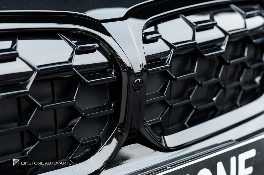 BMW G20 กระจังแท้