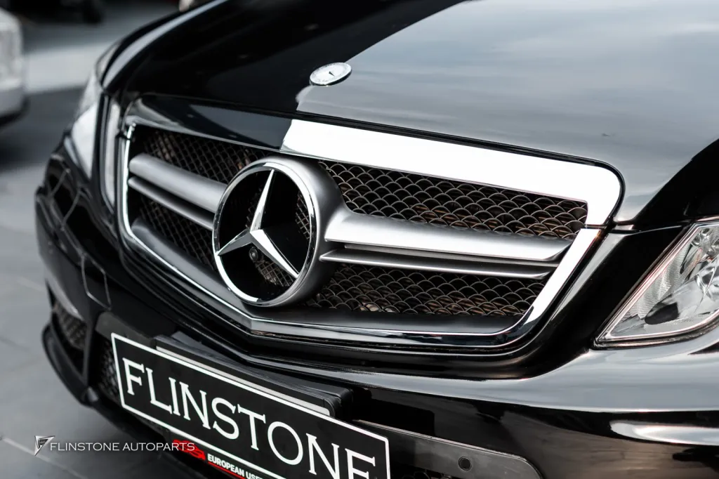Mercedes Benz W212 กระจัง