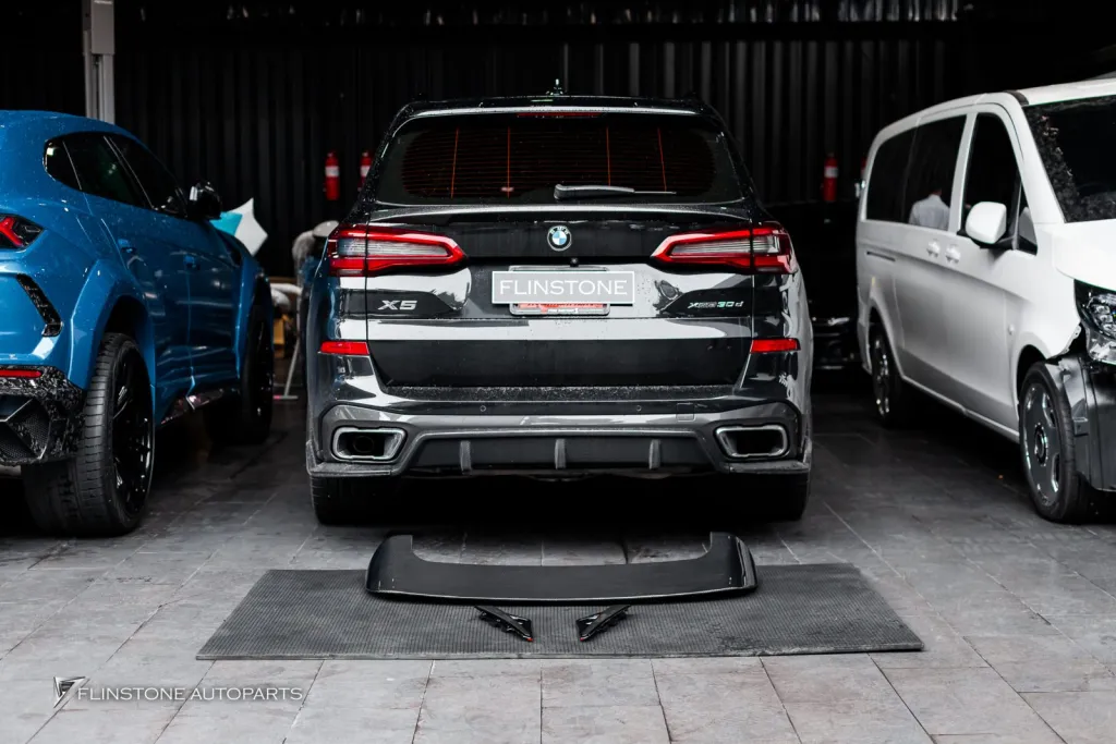 BMW X5 สปอยเลอร์ แก้ม