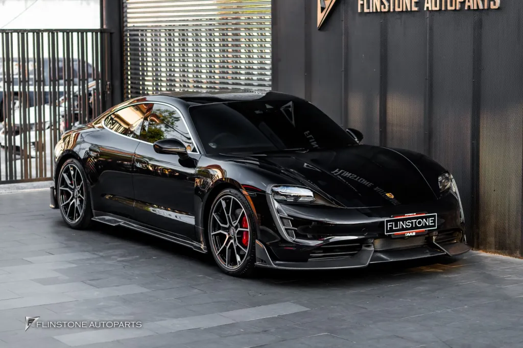 Porsche Taycan พาร์ทคาร์บอนรอบคัน