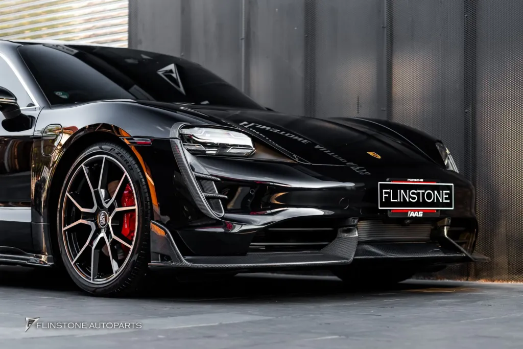 Porsche Taycan พาร์ทคาร์บอนรอบคัน