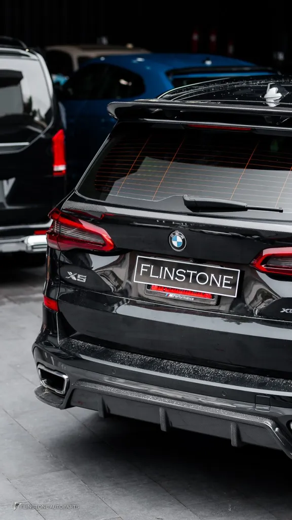 BMW X5 สปอยเลอร์ แก้ม