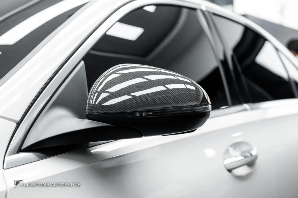 Mercedes Benz W206 กระจกคาร์บอน