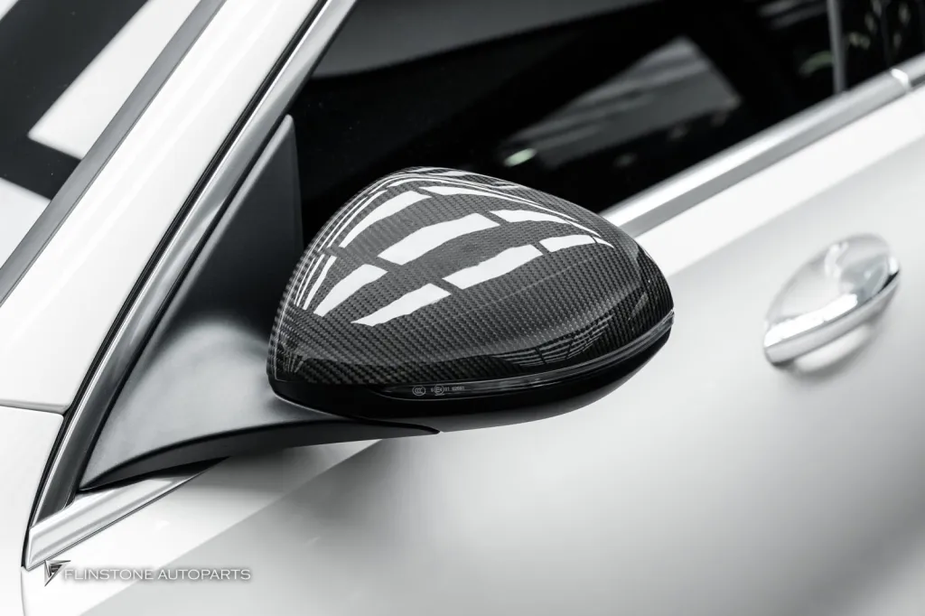 Mercedes Benz W206 กระจกคาร์บอน