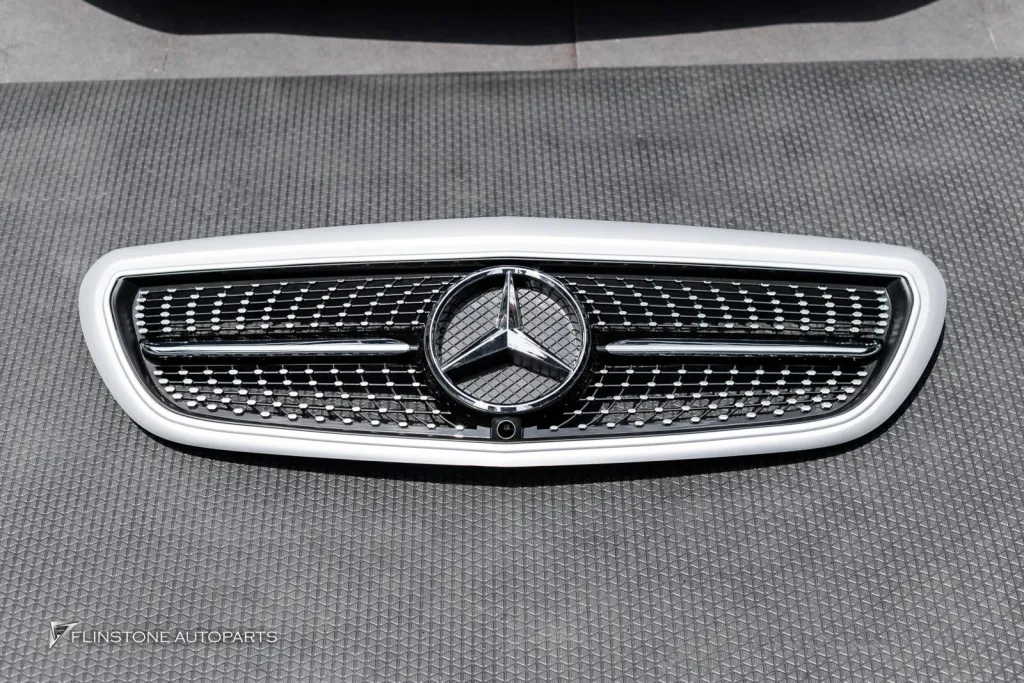 Mercedes Benz W205 Grille star