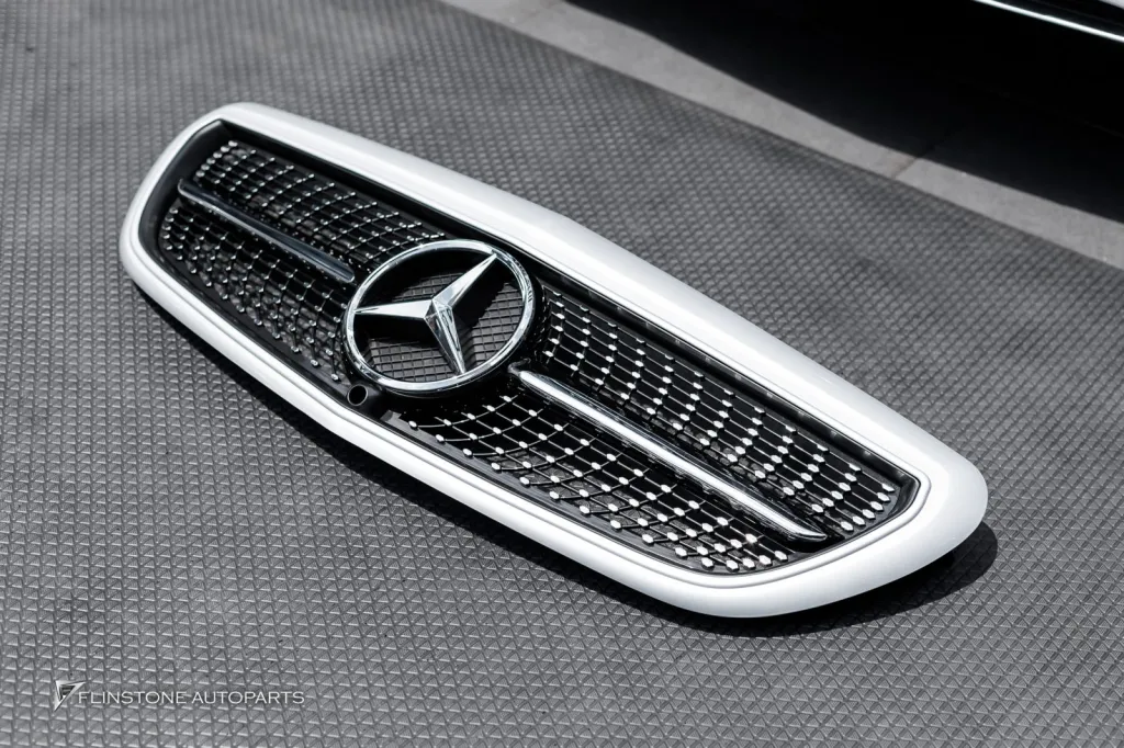 Mercedes Benz W205 Grille star