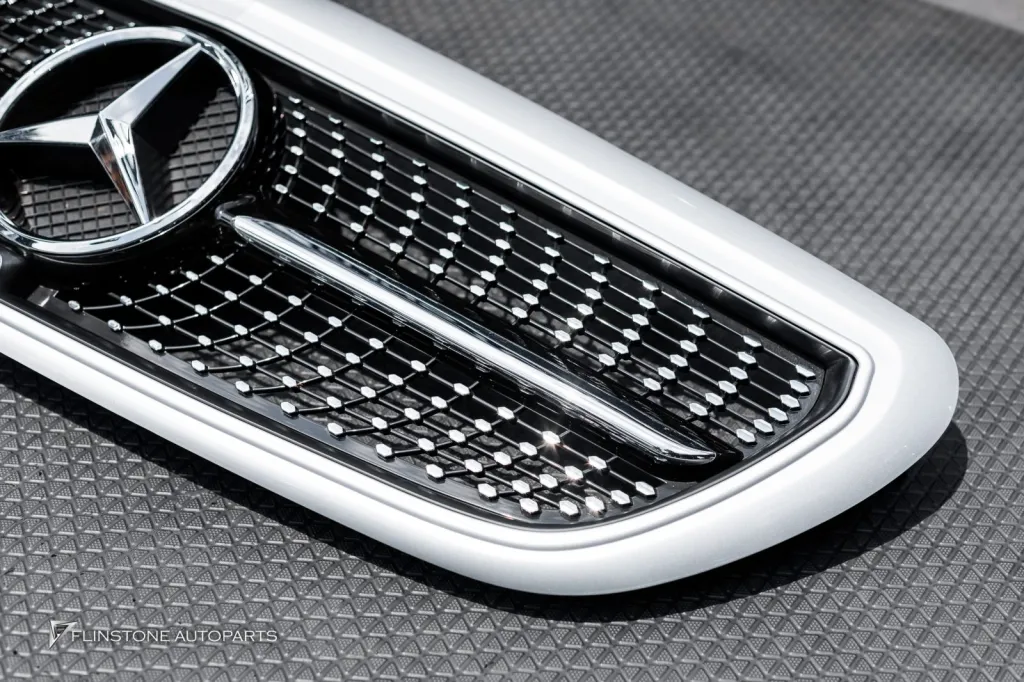Mercedes Benz W205 Grille star