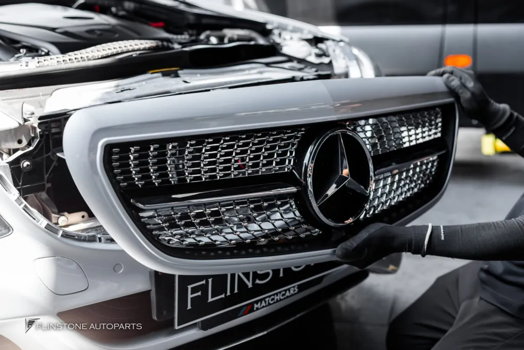 Mercedes Benz W205 Grille star