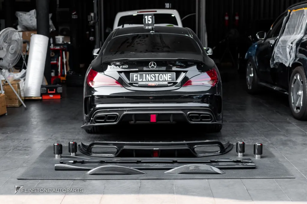 Mercedes Benz Cla 扩散器 CMST 全车碳纤维部件