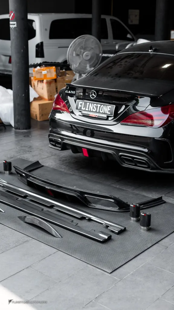 Mercedes Benz Cla 扩散器 CMST 全车碳纤维部件