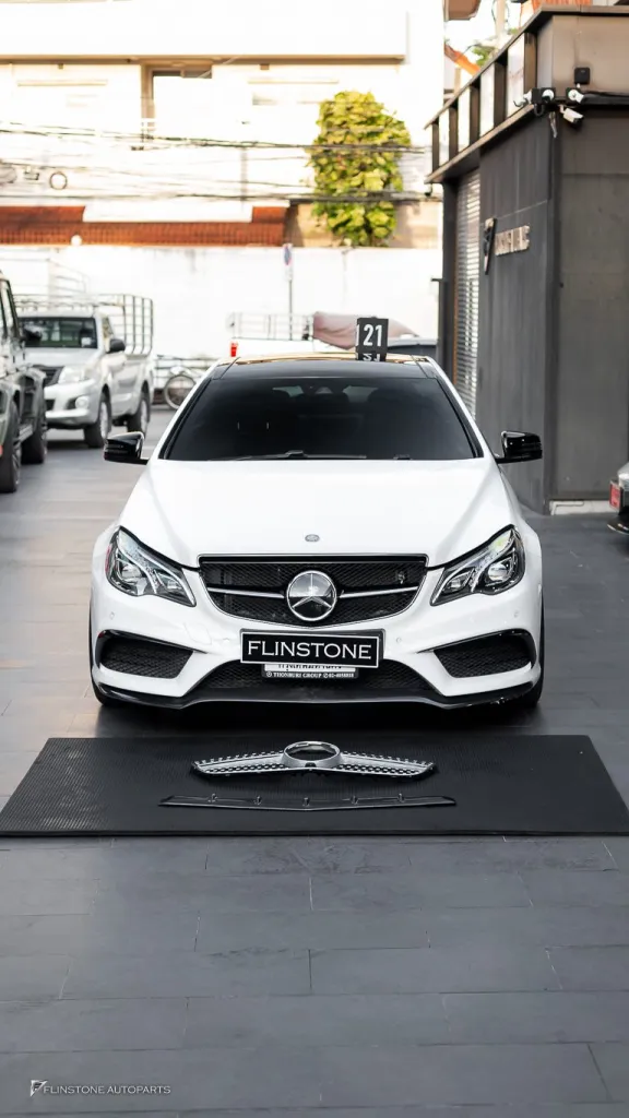 Mercedes Benz W207 กระจัง