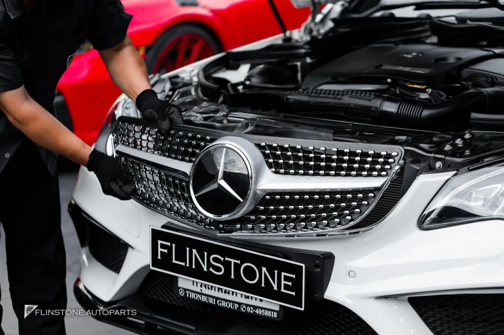 Mercedes Benz W207 กระจัง