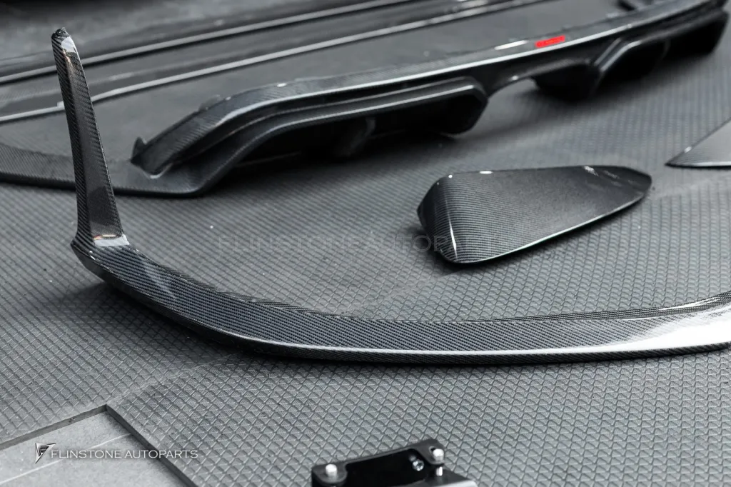 Porsche 718 Boxster 碳纤维部件套装 CMST Wing GT4 V.2