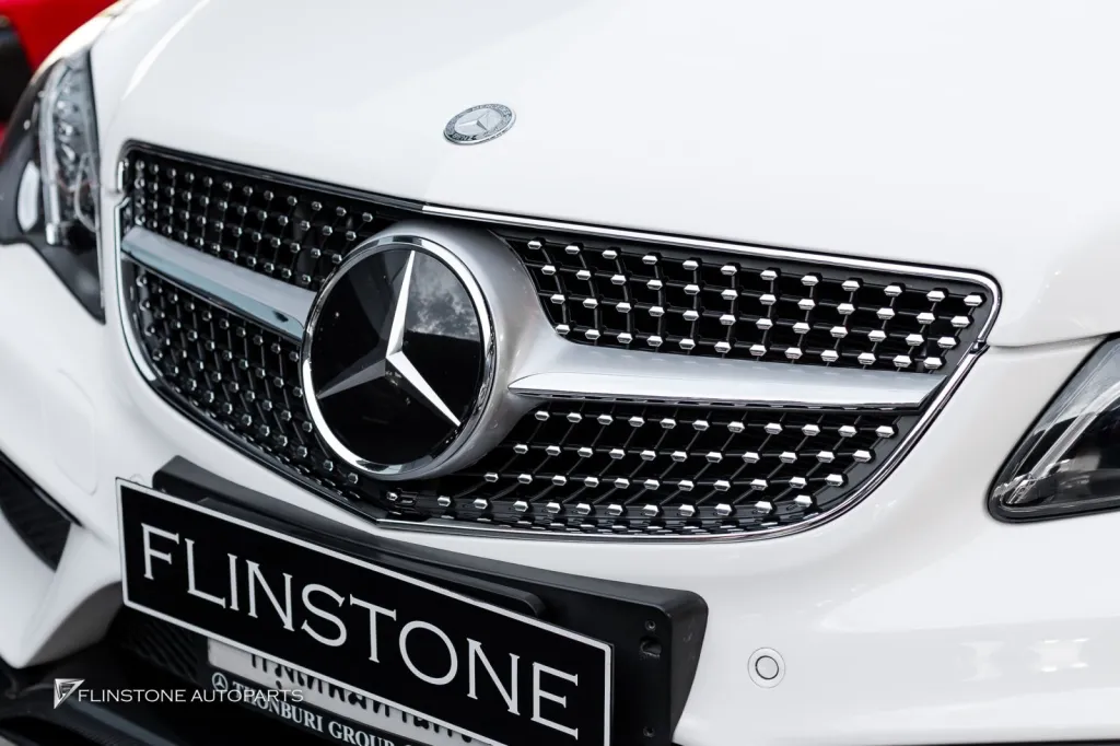 Mercedes Benz W207 กระจัง