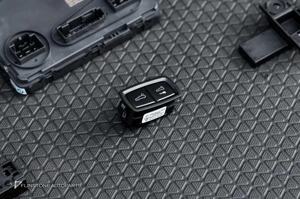 Porsche Cayenne Keyless