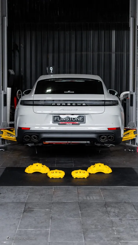 Porsche Panamera 976 ทำสีเบรค