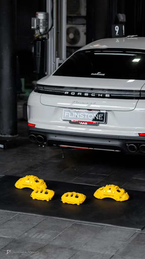 Porsche Panamera 976 ทำสีเบรค