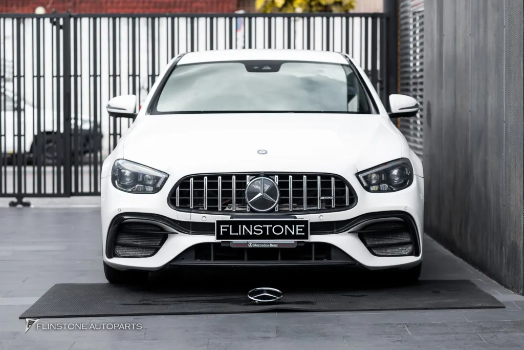Mercedes Benz W213 ดาวกระจัง