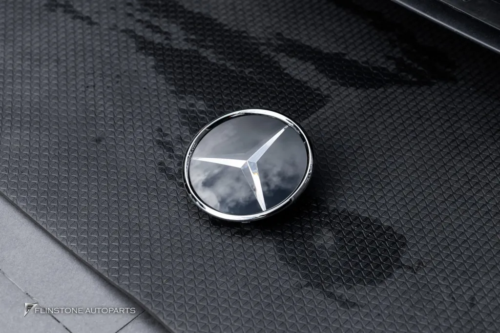 Mercedes Benz W213 ดาวกระจัง