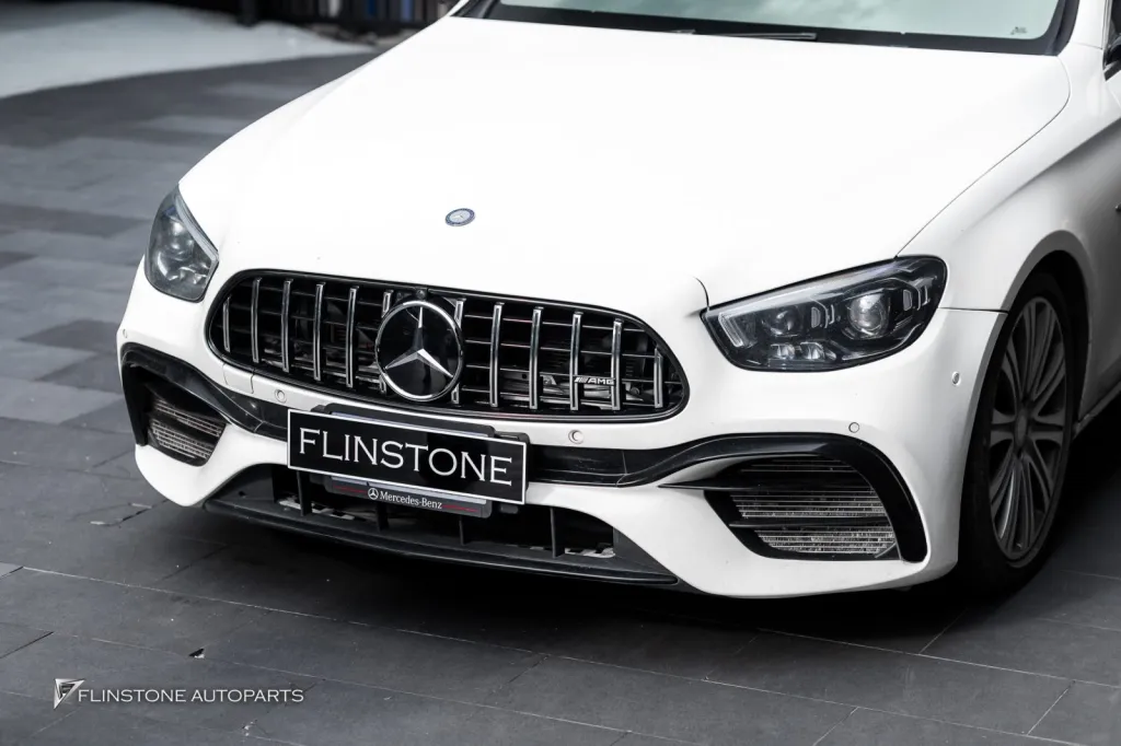 Mercedes Benz W213 ดาวกระจัง