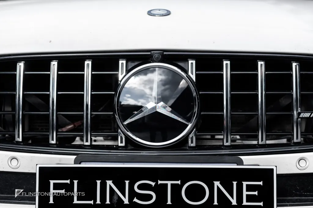 Mercedes Benz W213 ดาวกระจัง