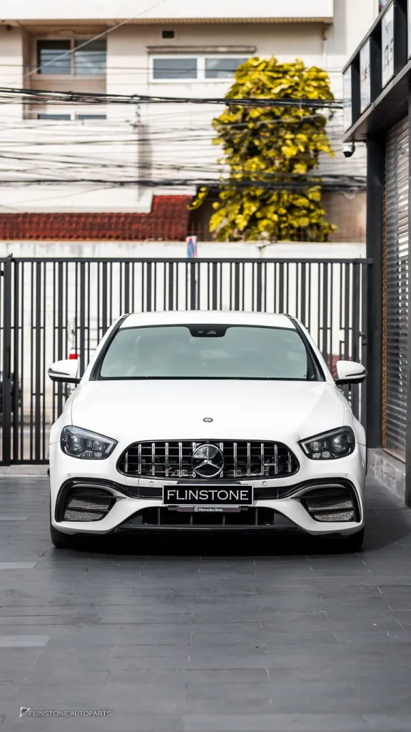 Mercedes Benz W213 ดาวกระจัง