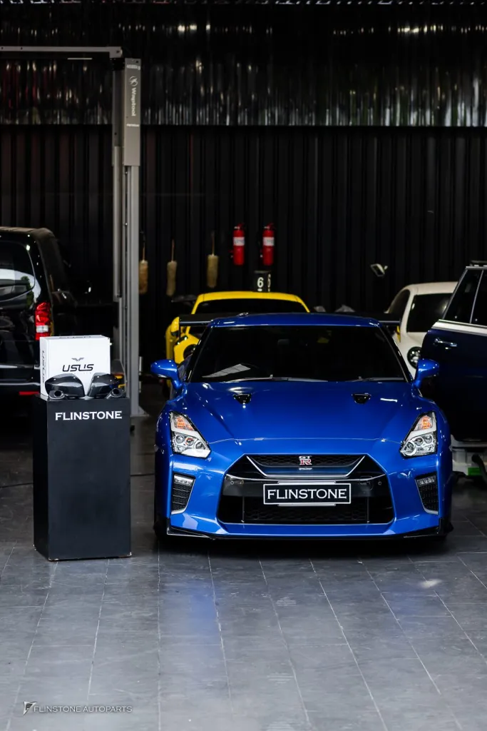 Nissan GTR R35 กระจก