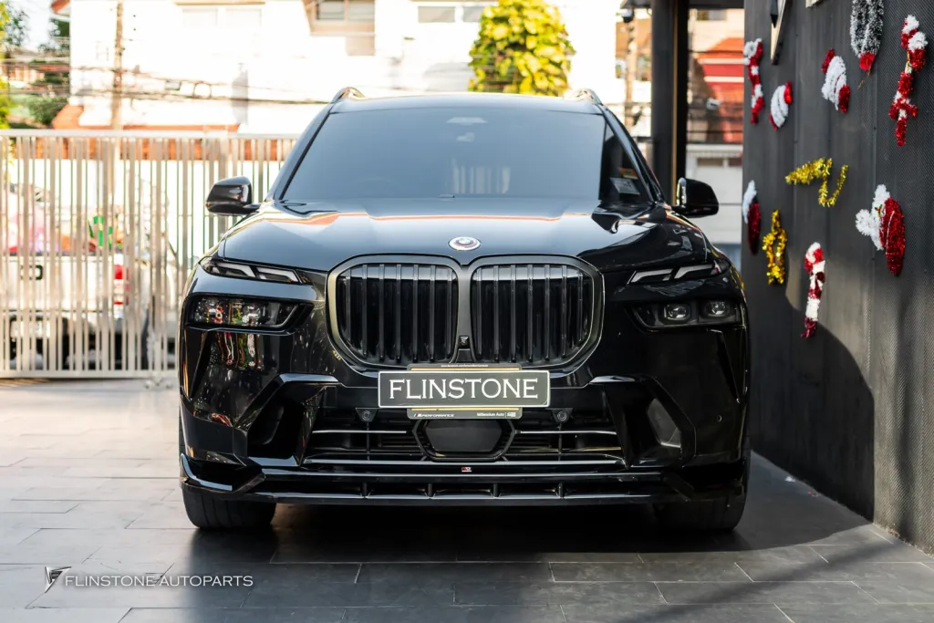 BMW X7 บันไดไฟฟ้า