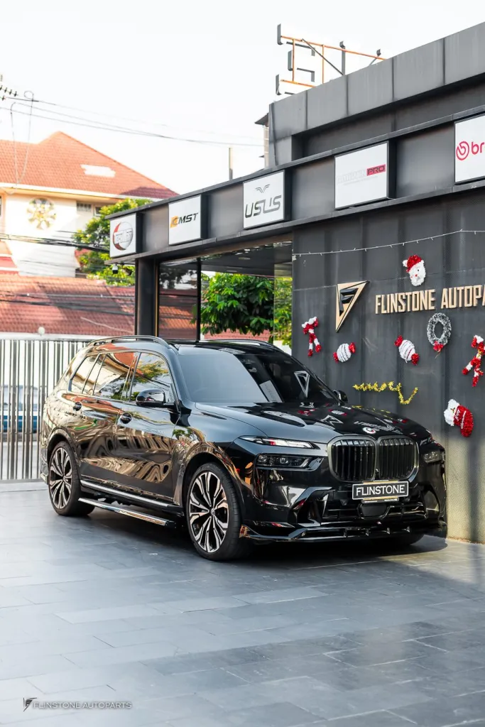 BMW X7 บันไดไฟฟ้า