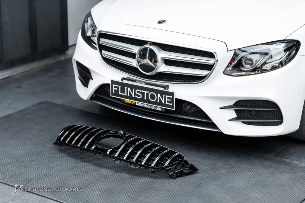 Mercedes Benz  W213 กระจัง