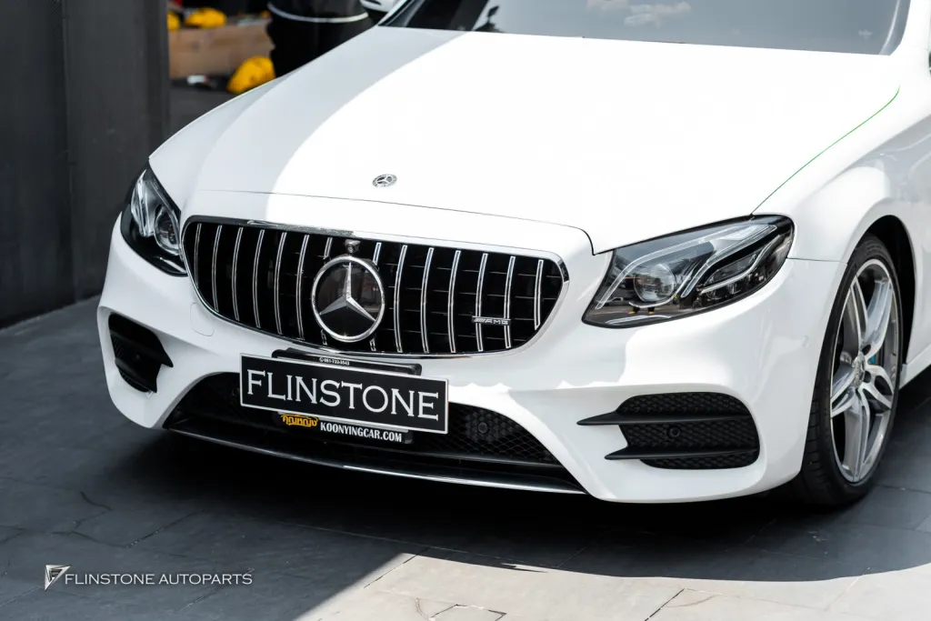 Mercedes Benz  W213 กระจัง