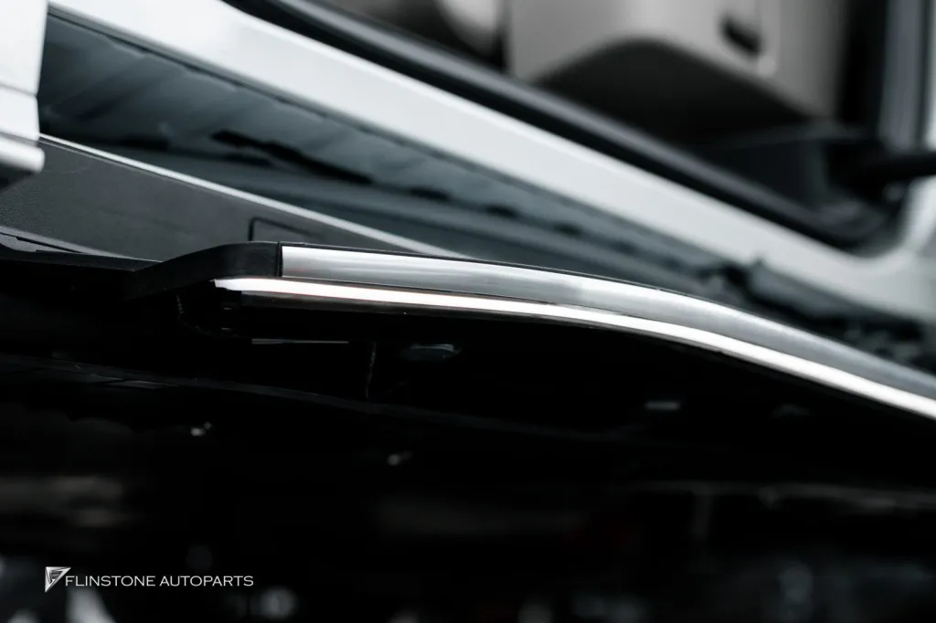 Lexus LM บันไดอัตโนมัติ