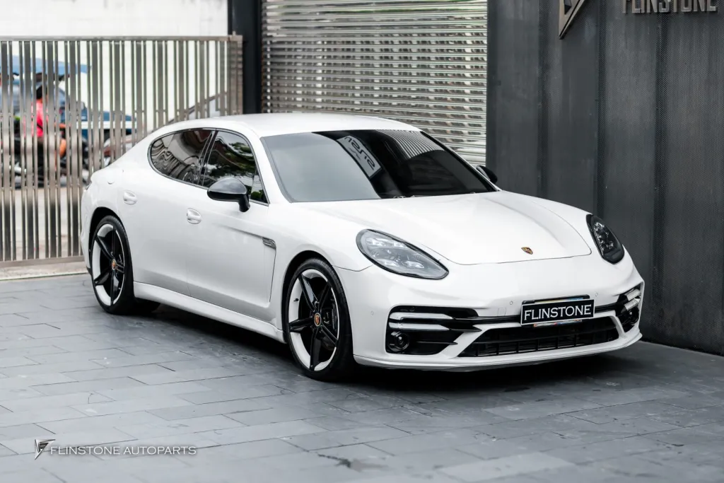 Porsche Panamera 970 to 971 คันขาว (Complete)