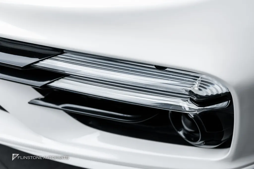 Porsche Panamera 970 to 971 คันขาว (Complete)