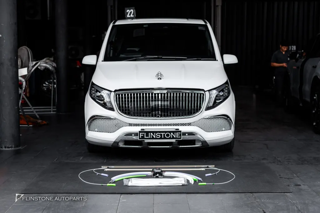Mercedes Benz Vito ม่านไฟฟ้าด้านหลัง