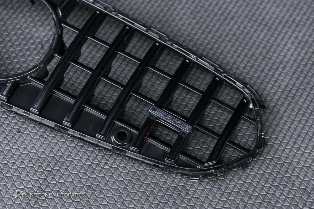 Mercedes Benz W206 กระจัง