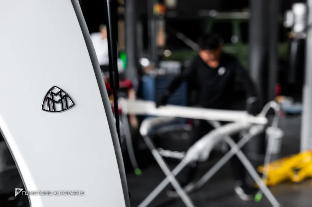 Mercedes Benz Vito ม่านไฟฟ้าด้านหลัง