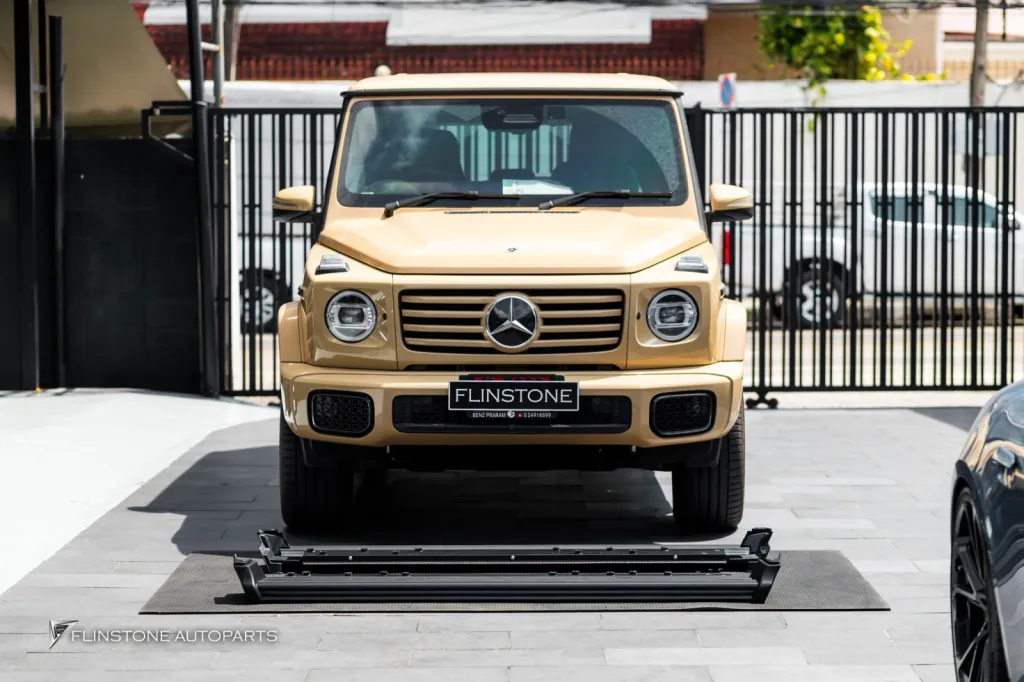 Mercedes Benz Gclass G580 Side Steps
