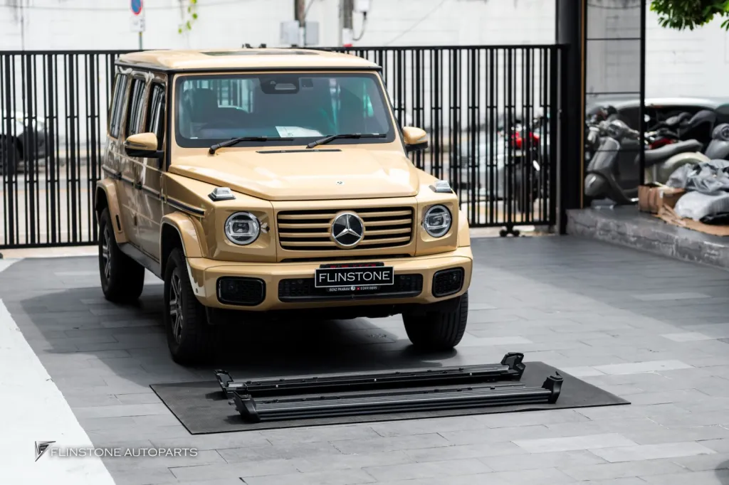 Mercedes Benz Gclass G580 Side Steps
